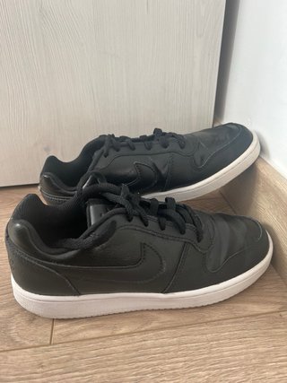 Nike Ebernon Low Negro/Blanco