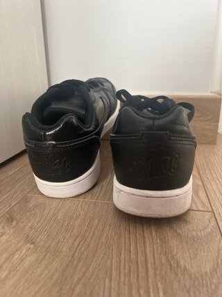 Nike Ebernon Low Negro/Blanco