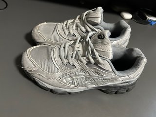 Zapatilla Asics Gel Gris