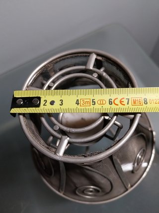 Porta candela in ferro con stelo e paralume