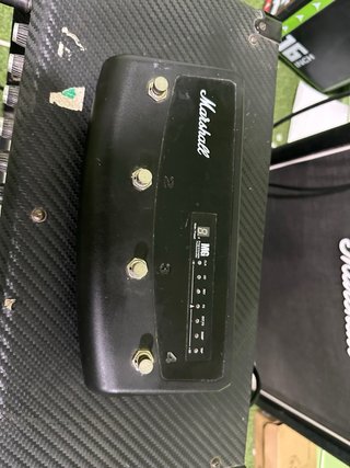 Amplificador Marshall MG50CFX + FOOTSWICH