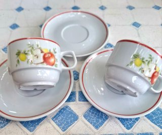 Set Tazas y Platos Porcelana Manzanas y limones