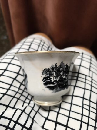 Juego de 2 tazas y platillos antiguos