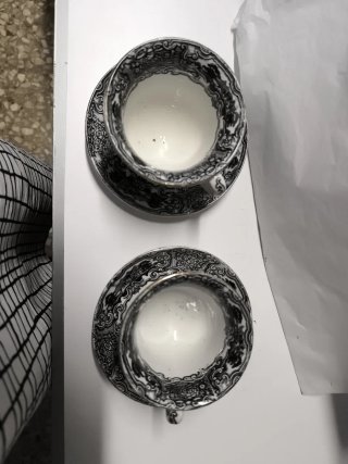 Juego de 2 tazas y platillos antiguos