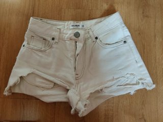 Pantalón corto vaquero Pull&Bear beige