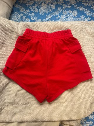 Pantalones cortos deportivos Adidas rojos