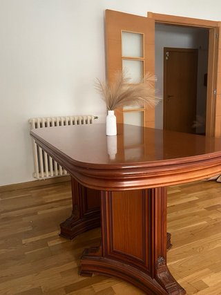 Mesa comedor madera maciza clásica NEGOCIABLE