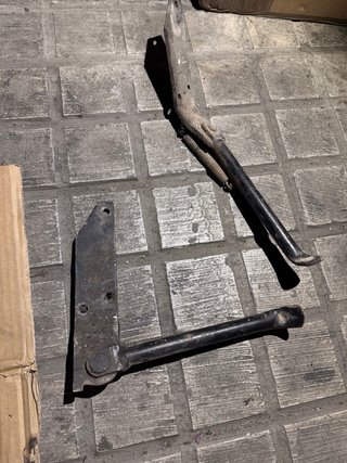 Caballete Derbi Variant