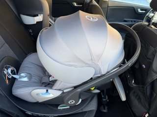 Cybex Cloud Z Silla de Coche Gris + base