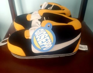 3 Botas de agua, 3 pantuflas y zapatilla infantil