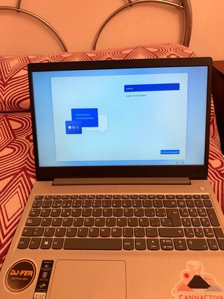 Lenovo IdeaPad 3 15ADA05 Gris