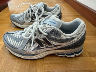 Zapatillas New Balance 1906 Gris/Blanco