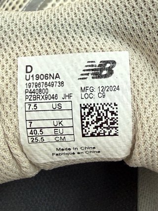 Zapatillas New Balance 1906 Gris/Blanco