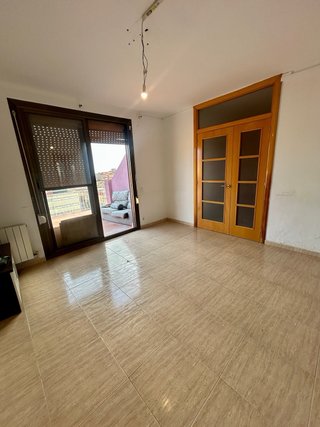 ATICO CON TERRAZA SIN ASCENSOR
