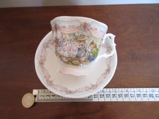 Tazza e piattino Royal Doulton Brambly Hedge
