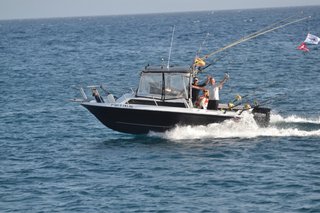 Barco pesca deportiva americano