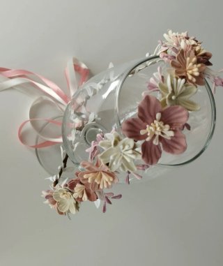 Corona de flores para niña