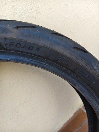 Neumático Michelin Road 5 120/70 ZR17 DOT 0321