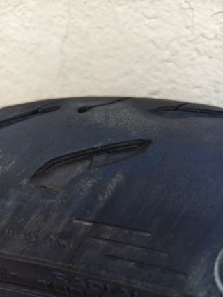 Neumático Michelin Road 5 120/70 ZR17 DOT 0321