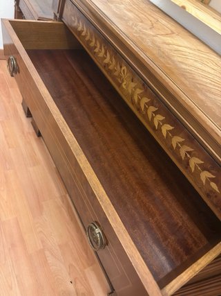 Conjunto Cómoda y Mesitas Madera