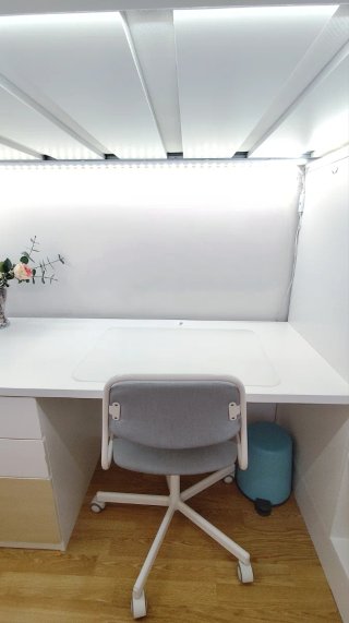Cama alta SMÅSTAD ikea con escritorio y almacenaje