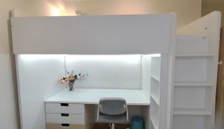 Cama alta SMÅSTAD ikea con escritorio y almacenaje