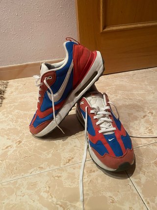 Zapatillas Nike Air Max Azules y Rojas