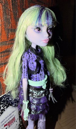 Monster High Twyla Muñeca