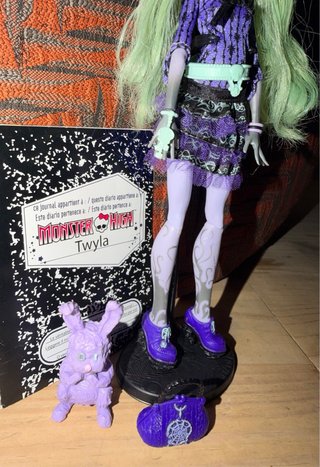 Monster High Twyla Muñeca