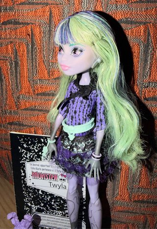 Monster High Twyla Muñeca