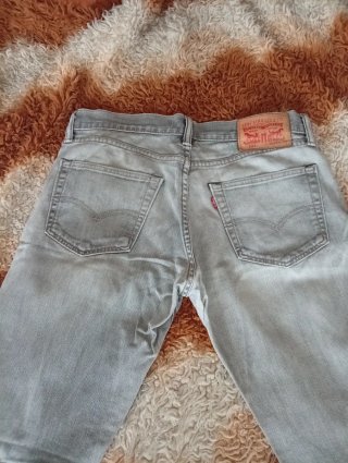 Pantalón Levi's Gris 504