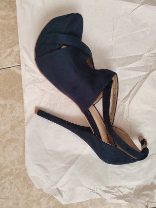Zapatos de tacón azul