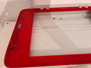 Impresora HP Deskjet 2633 Roja y Blanca