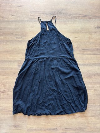 Vestido negro cuello halter tirante fino Mango