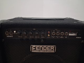 Amplificador Bajo Fender Rumble 60W
