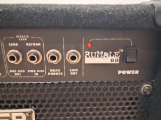 Amplificador Bajo Fender Rumble 60W