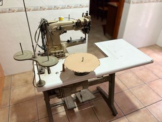 Máquina de coser industrial