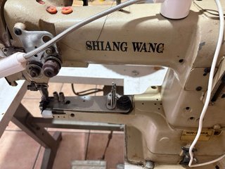 Máquina de coser industrial