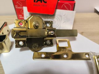 Cerrojo FAC UVE UNE-EN 1303 Nuevo