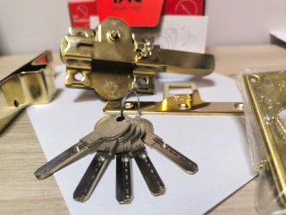 Cerrojo FAC UVE UNE-EN 1303 Nuevo