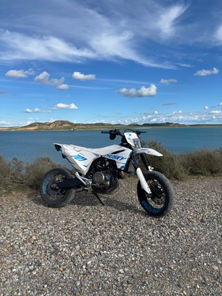 husqvarna  701 supermotard 2019