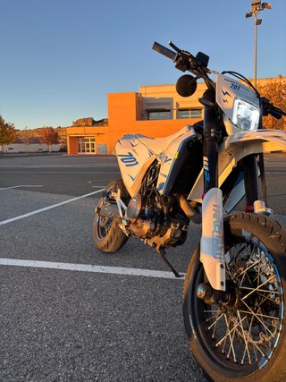 husqvarna  701 supermotard 2019