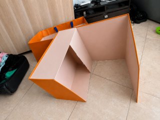 Bolsa y caja Louis Vuitton naranja