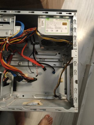 Caja Torre PC Medion