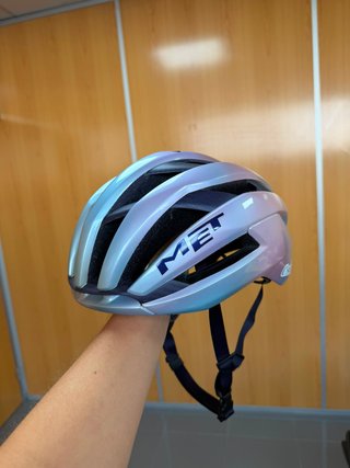 Casco MET Trenta 3K Carbon Ed. Lim. Pogacar