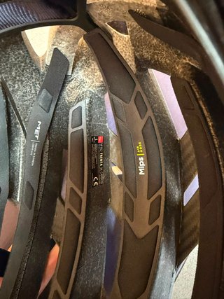 Casco MET Trenta 3K Carbon Ed. Lim. Pogacar