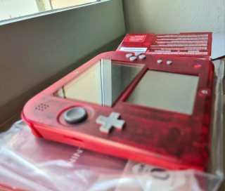 Nintendo 2DS Roja Transparente