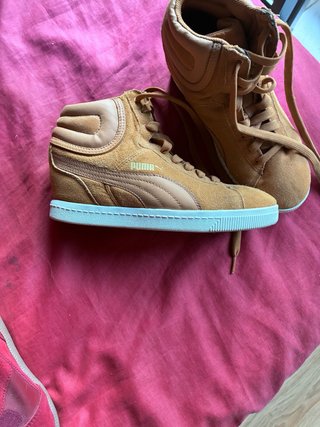 Zapatillas Puma Marrones Cuña