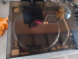 Technics SL-1200GLD Tocadiscos Edición Limitada