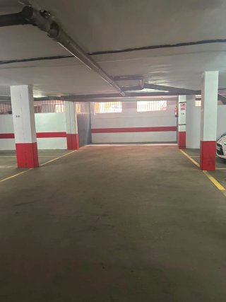 Dos plazas de garaje  en una misma escritura